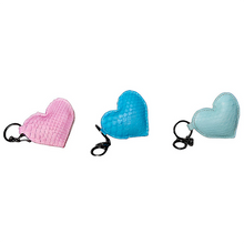 Cargar imagen en el visor de la galería, Heart leather charms