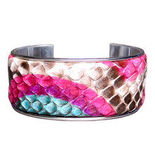 Cargar imagen en el visor de la galería, Multicolor cuff Bracelet