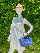 Cargar imagen en el visor de la galería, Blue Leather Satchel Bag in a model
