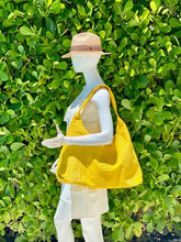 Cargar imagen en el visor de la galería, Yellow Leather Jumbo XL Shoulder Bag
