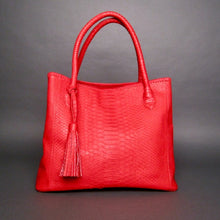 Cargar imagen en el visor de la galería, Tassel Red Leather Tote Bag
