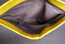 Cargar imagen en el visor de la galería, interior Yellow Clutch Bag
