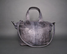 Cargar imagen en el visor de la galería, Grey Python Leather Nightingale Tote Shoulder bag
