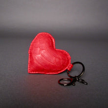 Cargar imagen en el visor de la galería, Red Leather Heart Key Holder and Charm - Large
