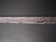 Cargar imagen en el visor de la galería, Grey and Natural Black reversible python leather large strap
