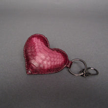 Cargar imagen en el visor de la galería, BurgundyLeather Heart Key Holder and Charm - Large
