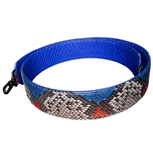 Cargar imagen en el visor de la galería, Cobalt blue reversible leather large strap

