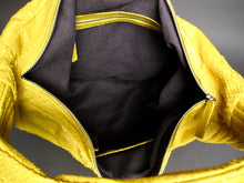 Cargar imagen en el visor de la galería, Yellow purse hobo bag interior
