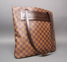 Load image into Gallery viewer, Louis Vuitton Damier Canvas Clifton Shoulder Bag
