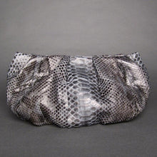 Cargar imagen en el visor de la galería, Grey Leather Dumpling Oversized Clutch Shoulder Bag
