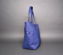 Cargar imagen en el visor de la galería, Side Shopper Blue Tote Bag in Python Leather
