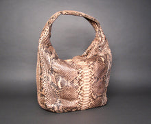 Cargar imagen en el visor de la galería, Beige Python Leather Large Hobo Bag
