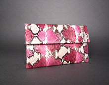 Load image into Gallery viewer, Plum Leather Clutch Bag
