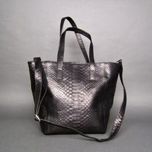 Load image into Gallery viewer, Bee In Style Black Python Leather Tote Shoulder bag
