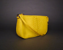 Cargar imagen en el visor de la galería, Yellow Python Leather Pochette Shoulder Bag
