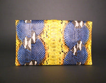 Cargar imagen en el visor de la galería, back Yellow Blue Clutch Bag
