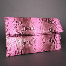 Load image into Gallery viewer, Bee In Style Light Pink Motif Python Leather Clutch Bag
