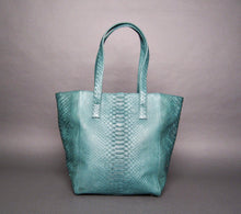 Load image into Gallery viewer, Green Leather Tassel Tote Shopper bag
