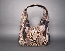 Cargar imagen en el visor de la galería, Black Shoulder Bag in Genuine Python Leather
