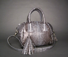 Cargar imagen en el visor de la galería, Grey Python Leather Satchel Handbag
