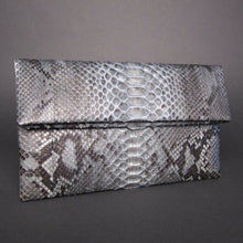 Cargar imagen en el visor de la galería,  Grey Motif Python Leather Clutch Bag
