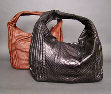 Load image into Gallery viewer, Black Glazed Snakeskin Leather Large Hobo Bag
