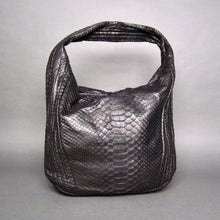 Cargar imagen en el visor de la galería, Black Python Leather Large Hobo Bag
