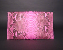 Load image into Gallery viewer, Pink Motif Python Leather Tassel Clutch Bag
