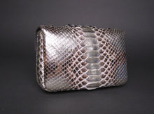 Cargar imagen en el visor de la galería, Back Metallic Silver Small Shoulder Bag - Flap Bag SMALL
