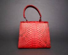 Cargar imagen en el visor de la galería, Back Top Handle Small Red Handbag
