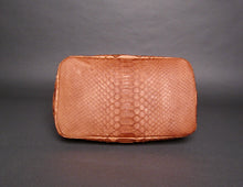 Load image into Gallery viewer, Brown Caramel Snakeskin Leather Bucket Shoulder bag
