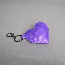 Cargar imagen en el visor de la galería, Purple Python Leather Heart Key Holder and Charm - Large

