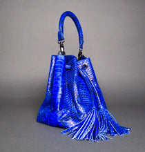 Load image into Gallery viewer, Blue Cobalt Python Leather Bucket Shoulder bag
