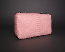 Cargar imagen en el visor de la galería, Back Light Pink Leather Shoulder Flap Bag - LARGE
