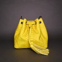 Load image into Gallery viewer, Yellow Stonewash Leather Bucket Shoulder bag
